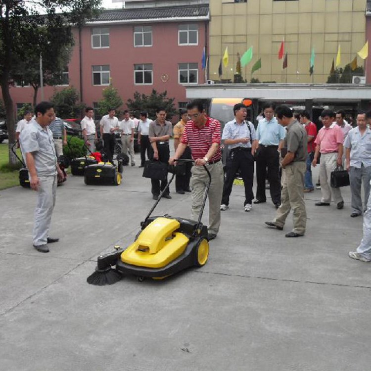 手推式电瓶式动力工厂工业扫地机清扫车道路物业车间吸尘仓库