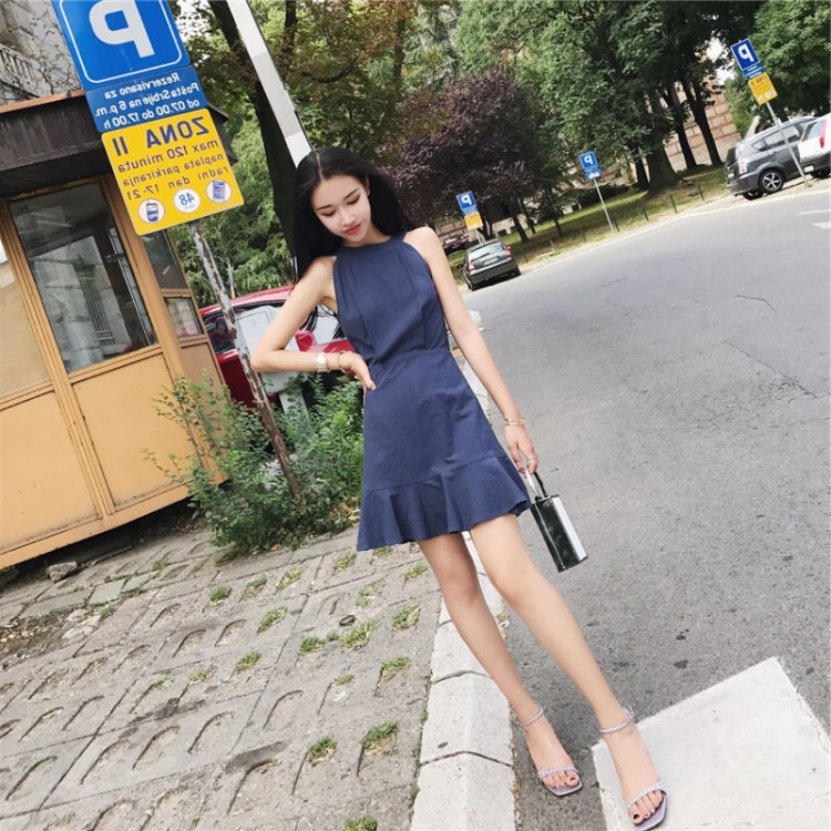 2018夏季新款女裝韓版顯瘦掛脖時尚港味裙子小香風大碼連衣裙9019