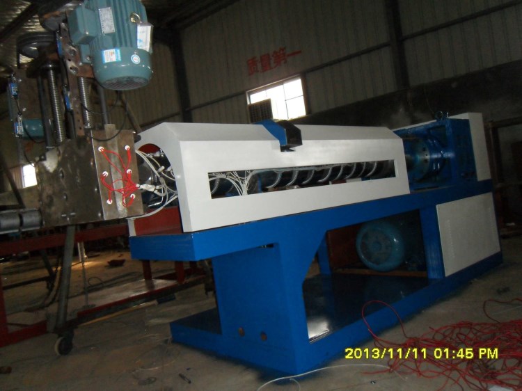 PS 泡沫片顆粒機器一套生產線   PC燈罩管塑料擠出機一套產品線