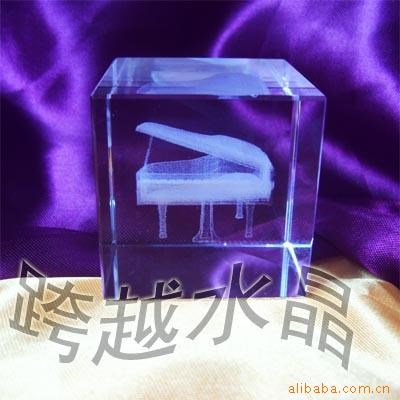 廠家直銷 供應(yīng)水晶方體方塊 定制內(nèi)雕3D圖 可制作