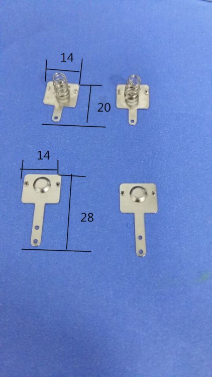 廠家供應(yīng)5號(hào)電池彈片 五金不銹鋼電池彈片  正負(fù)極電子彈片電彈片