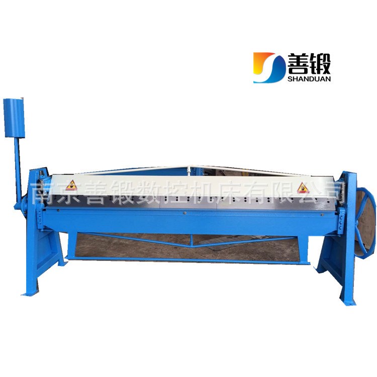 產(chǎn)地貨源風(fēng)管加工機(jī)械設(shè)備4線氣動(dòng)共板折邊機(jī)善鍛手動(dòng)折邊機(jī)型號(hào)