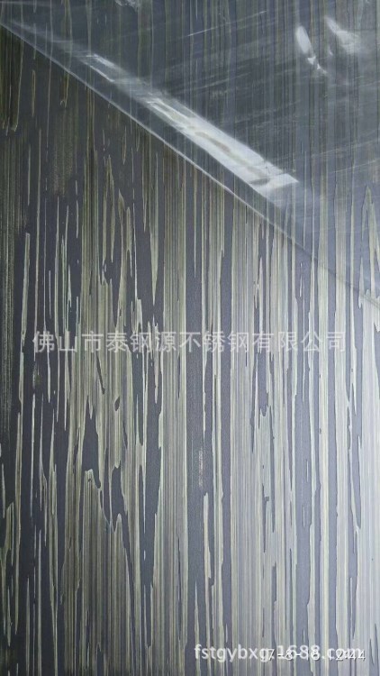 佛山深度蝕刻樹皮紋拉絲青古銅不銹鋼板仿古銅門樹皮紋青古銅