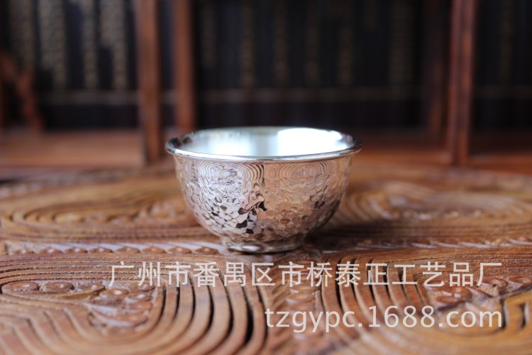 泰像銀S990足銀亮銀敲擊紋小茶杯 養生保健送禮佳品