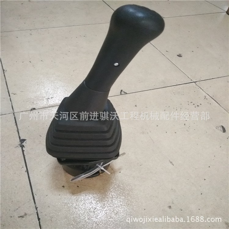 直銷(xiāo)挖機(jī)配件/工程機(jī)械配件/挖掘機(jī)配件大宇 現(xiàn)代 操縱桿總成