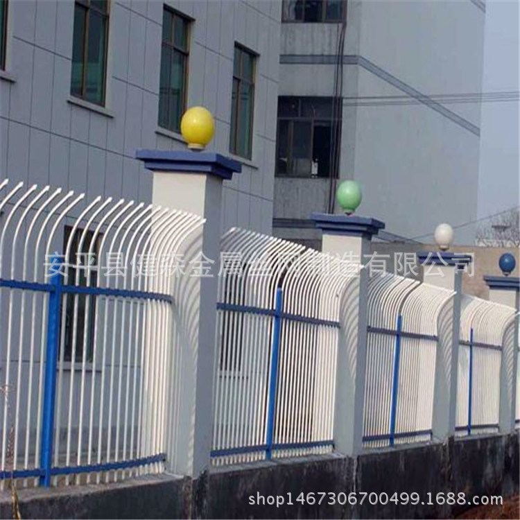 網狀透光護欄 防腐油鋅鋼學校圍欄 隔離防盜護欄 小區圍墻網