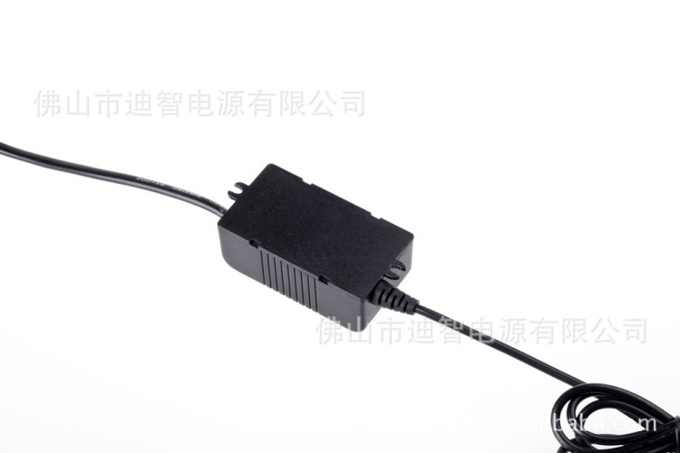 LED燈具電源 內(nèi)置開關(guān)電源適配器12V10W 歐規(guī)CE 帶安裝孔