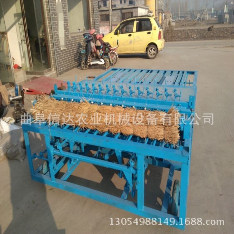 信達現場加工草簾機 節能草氈機 配套纏線機  小麥秸稈編織機