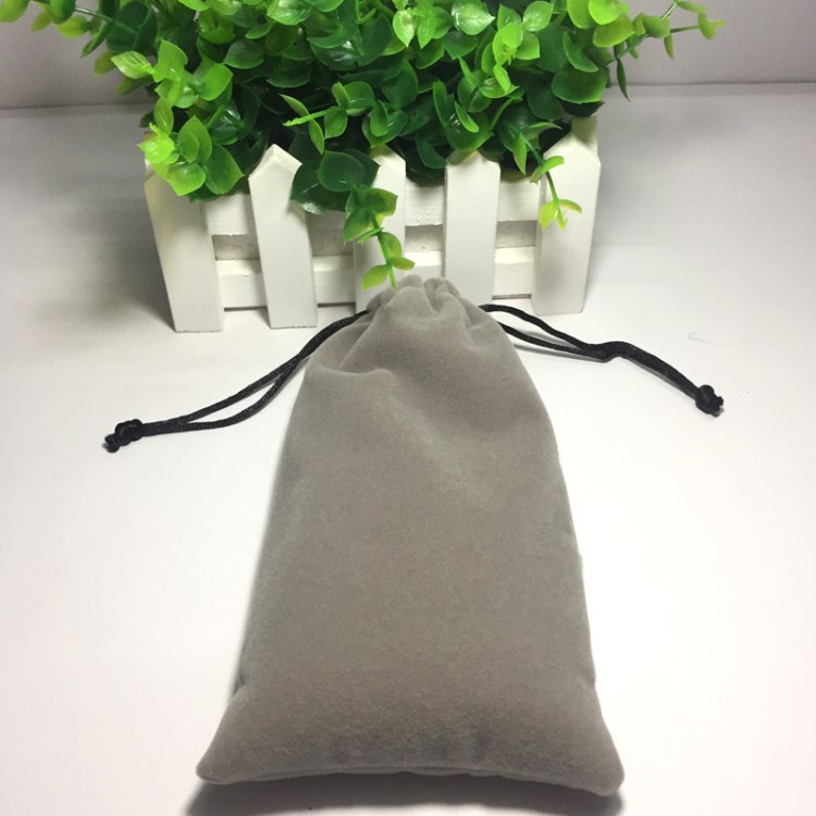 批發(fā)束口絨布袋   精美拉繩束口絨布袋   飾品絨布袋  品質(zhì)絨布袋