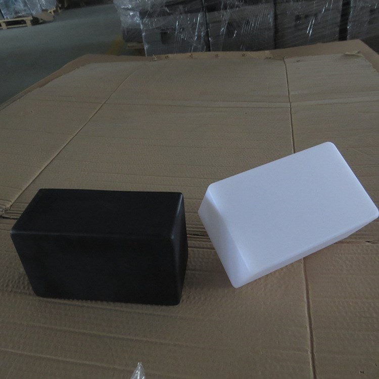 各種類型油箱 交聯材料滾塑加工