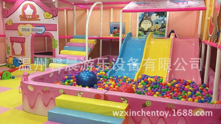 熱賣室內(nèi)兒童大型電動玩具游樂設(shè)備 幼兒親子孩子堡項目