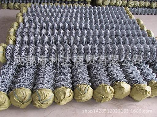 可定做 現(xiàn)貨銷售勾花網(wǎng) 鐵絲勾花網(wǎng) 包塑菱形網(wǎng) 鍍鋅勾花網(wǎng)