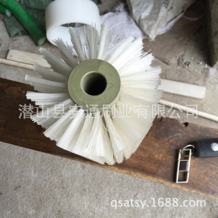 直銷工業(yè)毛刷 尼龍絲毛刷 紡織染整業(yè)壓邊毛刷輪 拋光毛刷輪