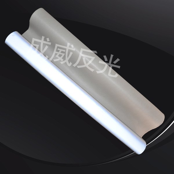 廠家直銷 無布底高亮 亮銀PVC反光熔斷 可織物上壓出各種花紋