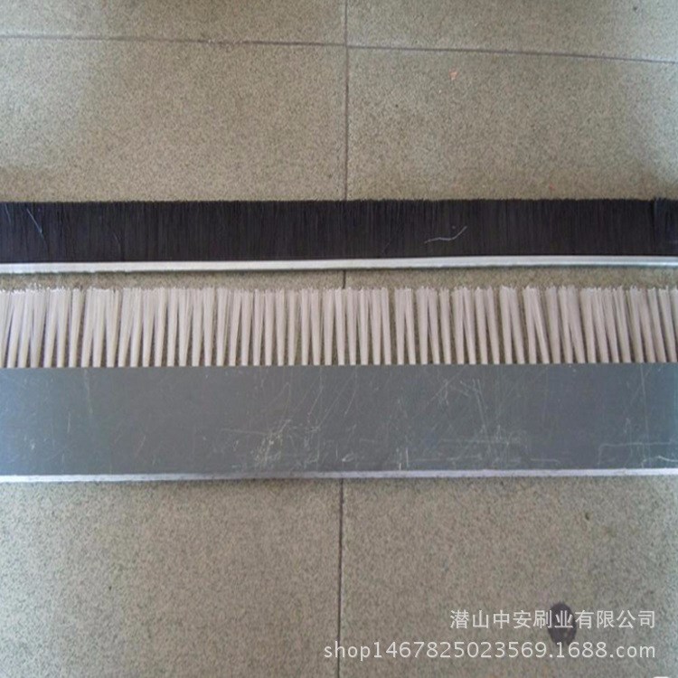 拋光工業(yè)機(jī)械除塵鋁合金條刷 鋁合金支架扶梯條刷 扶梯條刷