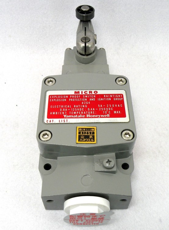 原裝日本山武 YAMATAKE 防爆行程開(kāi)關(guān) 限位開(kāi)關(guān) 1LX5001-L