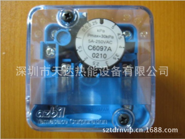 日本山武C6097A0210壓力開關