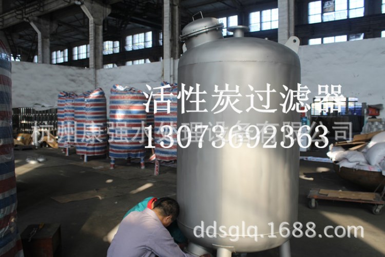 北京環保公司不銹鋼拉絲處理機械過濾罐
