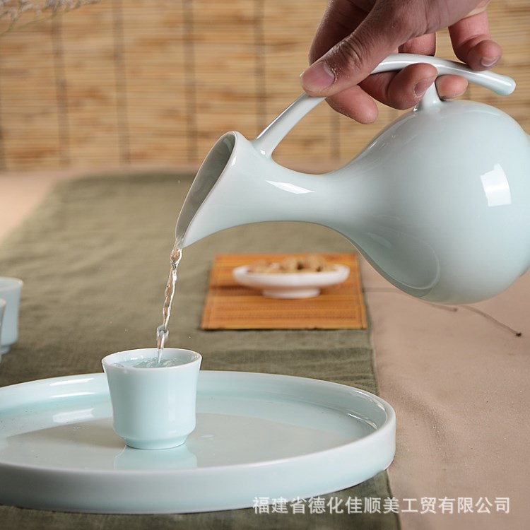 批發(fā)酒具 景德鎮(zhèn)酒具套裝 11頭白酒酒具高腳杯 禮品定制logo