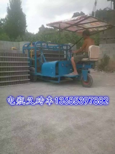 水泥磚電瓶拉磚車價格