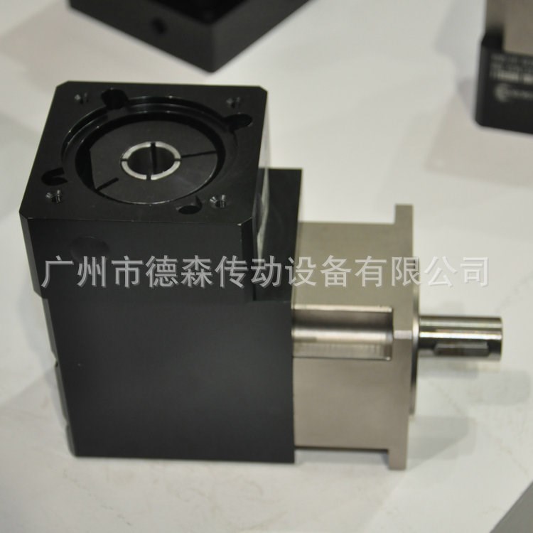 精密伺服行星減速機(jī)  WPS90 低背隙精密伺服行星減速機(jī)