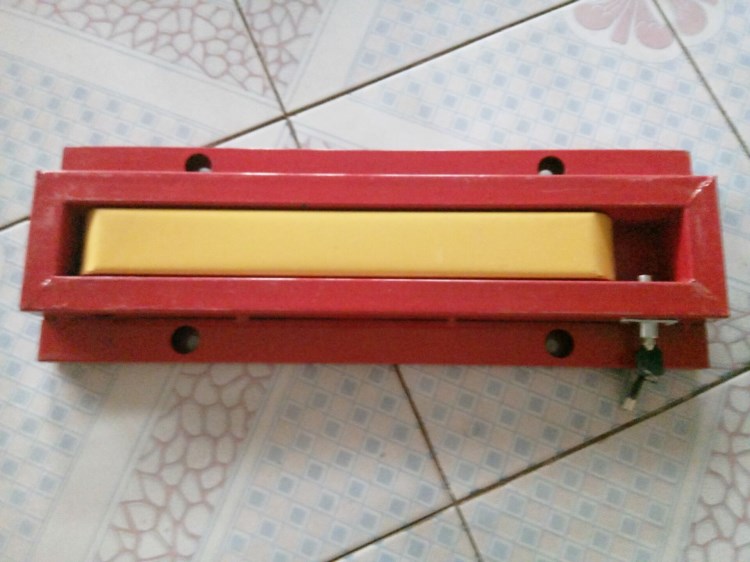 小A手動車位鎖 汽車鎖 占位停車鎖 三角地鎖 防撞防壓車位鎖