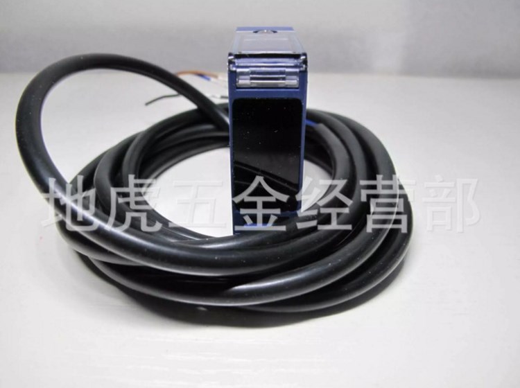 原裝現貨 XUK1ANANL2   施耐德光電傳感器