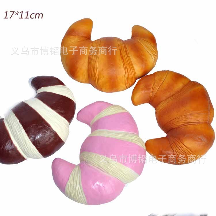 外贸17cm 超大squishy牛角面包 慢回弹PU仿真食物模型 橱柜装饰