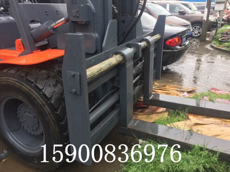 山東出售二手合力10噸叉車