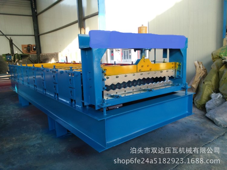現(xiàn)貨銷售850水波紋壓瓦機設備850彩鋼瓦機器價錢850拱形屋頂成型