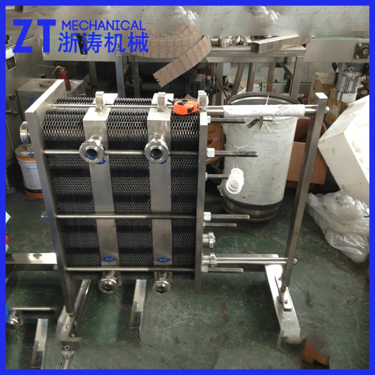 制作板式換熱器 不銹鋼小型板式換熱器 衛(wèi)生級(jí)板式換熱器