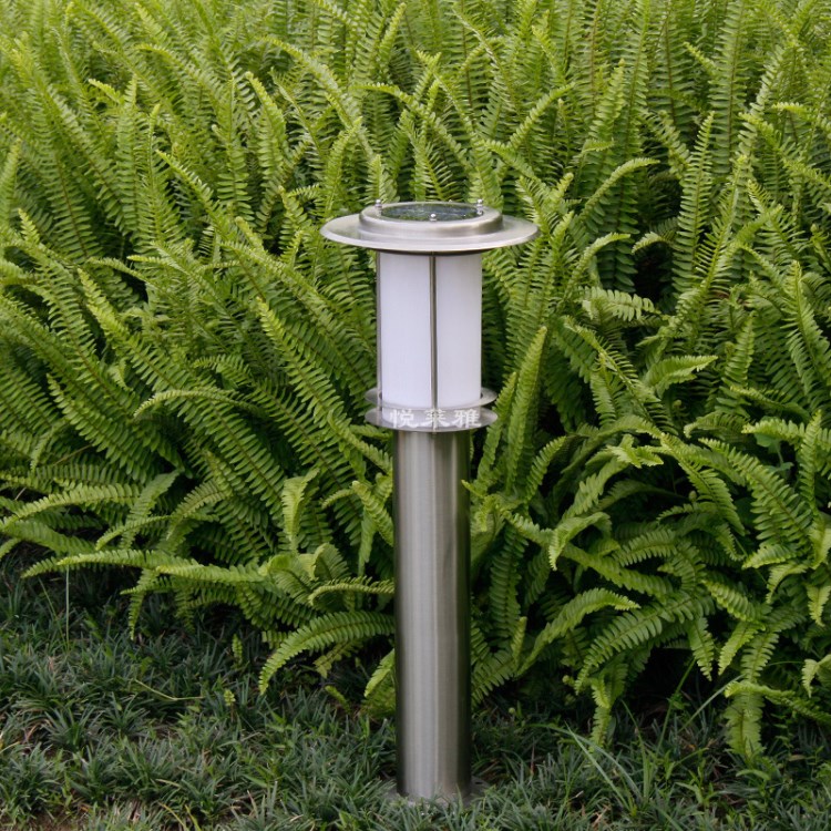 供应不锈钢太阳能草坪灯现代风格光控LED庭院灯免布线防水灯具