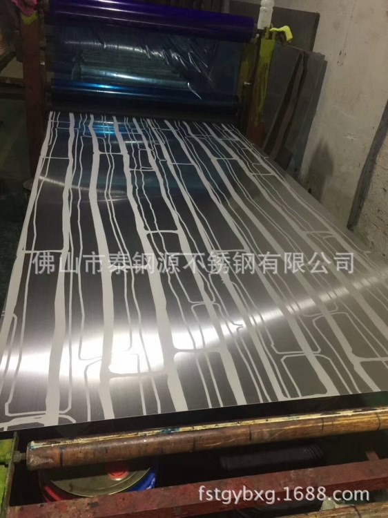 高端酒店不銹鋼電梯轎廂門板不銹鋼鏡面蝕刻圖案古銅色電梯門板