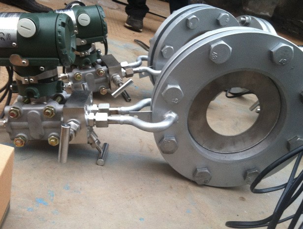 大口徑孔板流量計/節(jié)流裝置/LG差壓式流量計/4-20mA信號遠傳