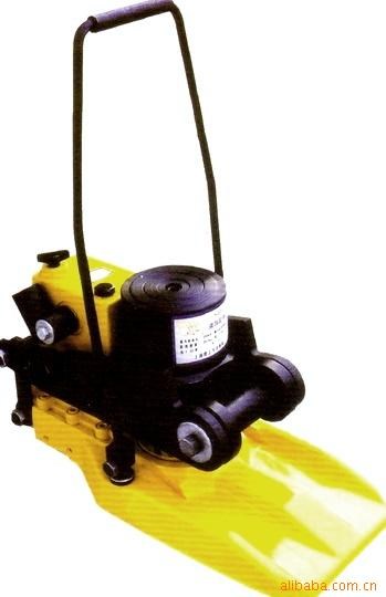 鐵道部線路工具定點廠供應鐵路施工設備&mdash;&mdash;液壓式起道機(30T)