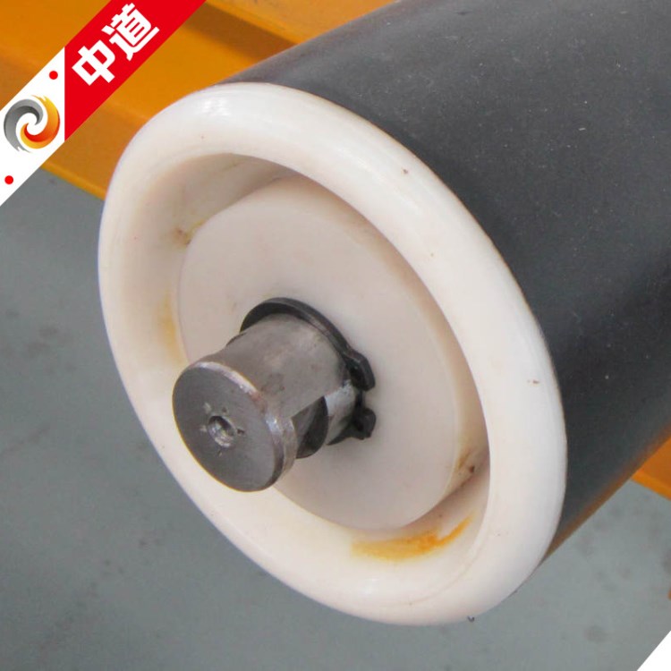 廠家直銷聚乙烯尼龍包膠超高分子摩擦錐形調(diào)心平行上下礦山托輥組