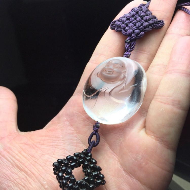 天然手工雕刻白水晶佛車(chē)掛＋禮品盒