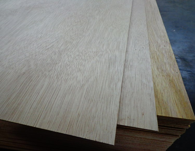贴纸贴面木皮全桉木三合板多层板