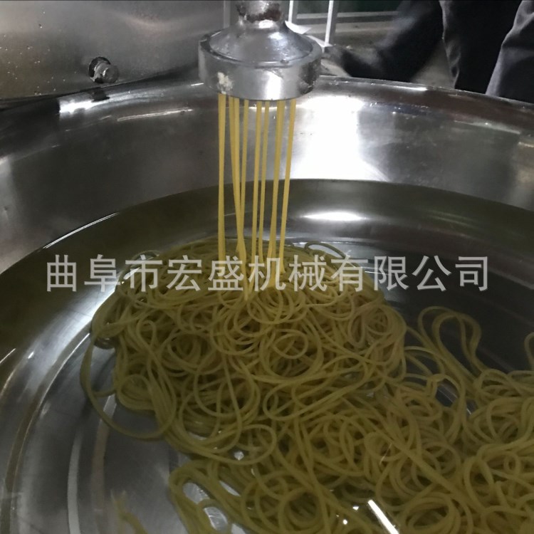 自熟酸漿米線機(jī) 廠家生產(chǎn)制造自熟成型馇條機(jī) 宏盛品牌有心制造