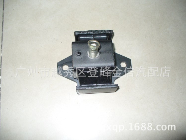 波箱腳膠 INSULATOR-ENGINE MOUNTING,REAR 11320-VB000