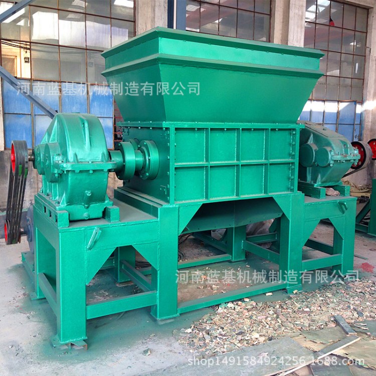 供應多功能塑料管材撕碎機 新型環保樹墩粉碎機 金屬撕碎機