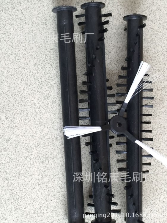 廠家直銷(xiāo)刷棍毛刷..機(jī)械毛刷輥、抗靜電毛刷輥、 工業(yè)毛刷輥