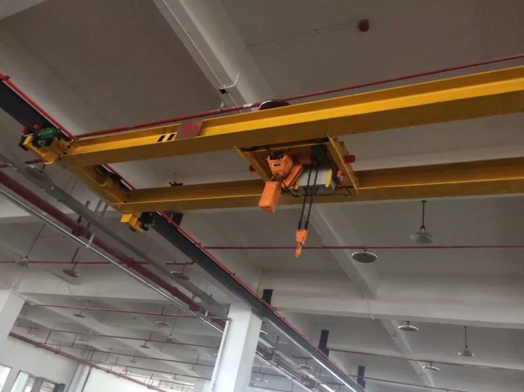 超低空懸掛式起重機，適用于空間廠房低的輕小型起重設備