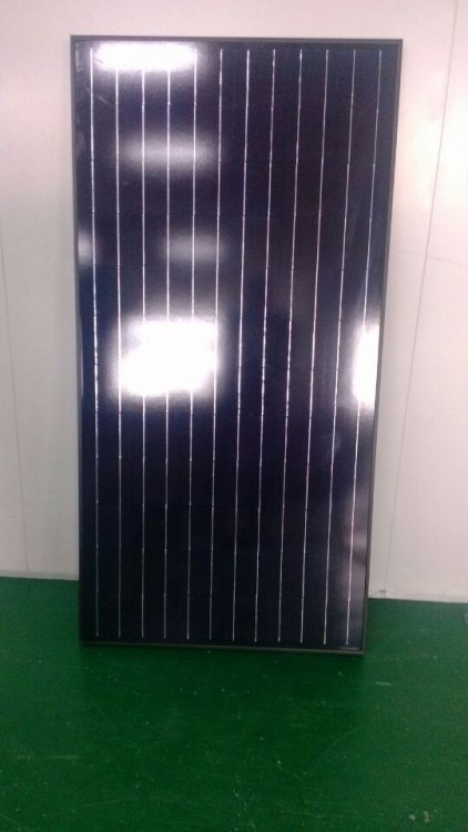 供應單晶硅太陽能電池板　200W36V　黑色材料