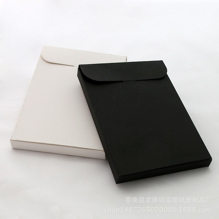 廠家直銷(xiāo)供應(yīng)創(chuàng)意牛皮紙明信片封套黑白雙色豎包裝紙盒