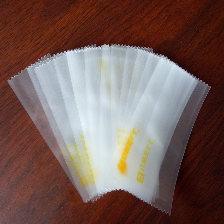 供應(yīng)糖果袋 小食品包裝袋 三邊封牙口包裝袋 深圳膠袋廠家