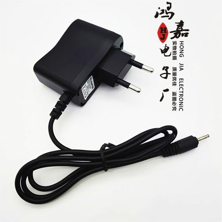 諾基亞2.0帶線5V300MA 單管小孔帶線直充手機(jī)充電器