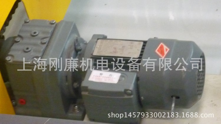 德國SEW電機DV112M4/BMG/VS 轉速1440   SAF37DR63S4