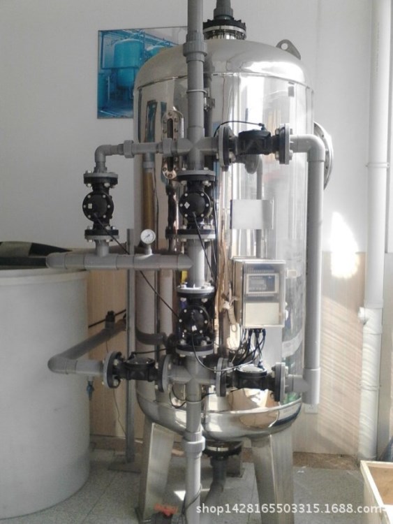 不銹鋼活性炭多介質(zhì)機(jī)械過(guò)濾器 砂碳過(guò)濾器