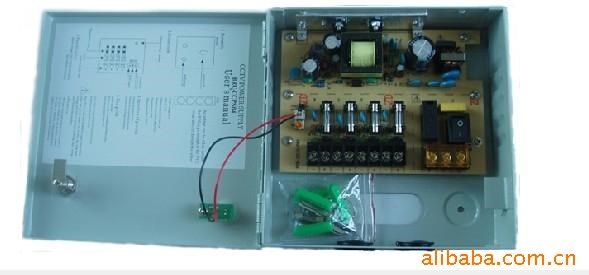 供應12V 3. 4路 分配電箱集中電源監(jiān)控電源